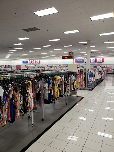 Clothing Store «Burlington Coat Factory», reviews and photos, 1591 Bethlehem Pike, Hatfield, PA 19440, USA