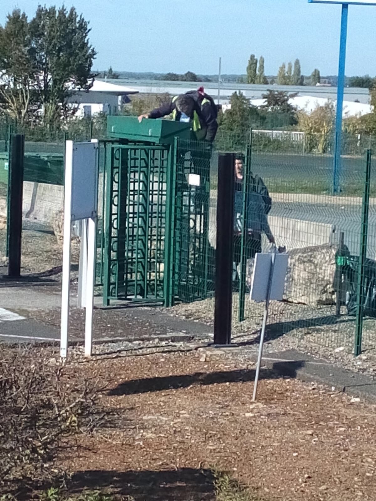 Photo n° 9 de l'avis de Mykola.a fait le 08/10/2017 à 09:43