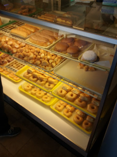 Donut Shop «Wilson Doughnut Shop», reviews and photos, 525 Tarboro Street Annex SW, Wilson, NC 27893, USA