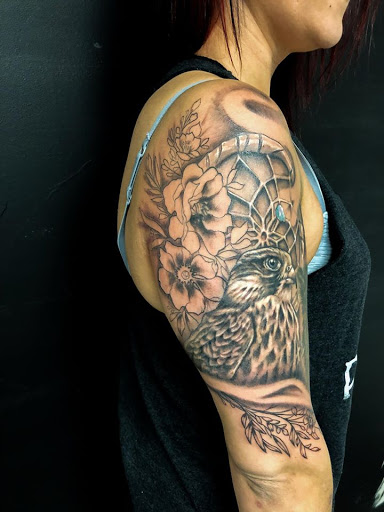 Tattoo Shop «Lucky DeVille Tattoo Co.», reviews and photos, 2333 Niagara Falls Blvd, Amherst, NY 14228, USA