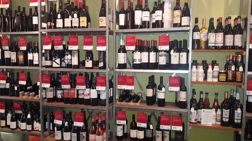 Wine Store «House Wine», reviews and photos, 644 High St, Columbus, OH 43085, USA