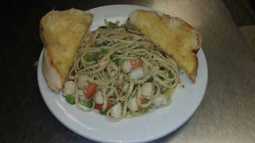 Restaurant «The Pickle Lounge & Northside Lanes», reviews and photos, 1776 Independence Pkwy, Hartford City, IN 47348, USA