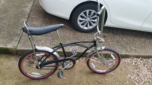 Bicycle Store «San Antonio Bike Shop», reviews and photos, 1800 Broadway St #1139, San Antonio, TX 78215, USA