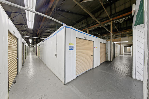 Self-Storage Facility «US Storage Centers», reviews and photos, 15237 S Brand Blvd, Mission Hills, CA 91345, USA