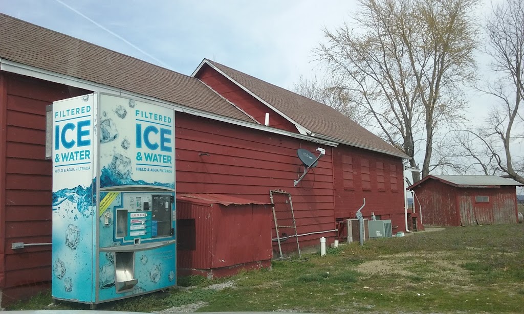 Bottoms Up Family Bar & Grill 62950