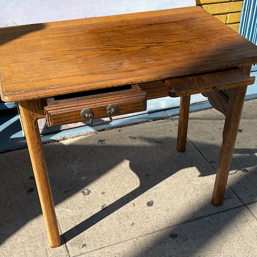 Thrift Store «Helping Hand Thrift Shop», reviews and photos, 1033 S Fairfax Ave, Los Angeles, CA 90019, USA