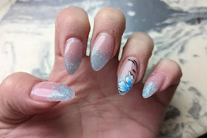 Beauty Nails image