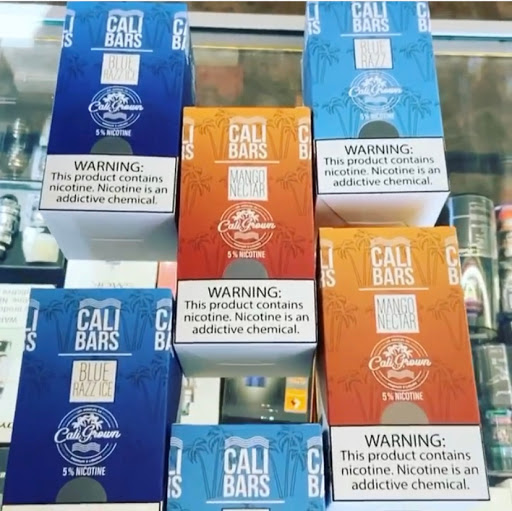 Vaporizer Store «Lil Buddha Vapor & Smoke Shop», reviews and photos, 6916 Big Bend Rd, Gibsonton, FL 33534, USA