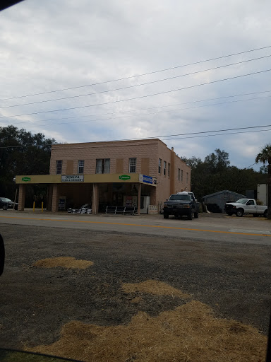 Grocery Store «Geneva Grocery & Feed», reviews and photos, 210 Ave C, Geneva, FL 32732, USA