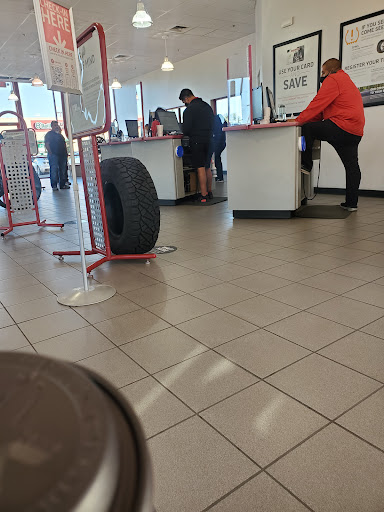 Tire Shop «Discount Tire Store», reviews and photos, 5601 Slide Rd, Lubbock, TX 79414, USA
