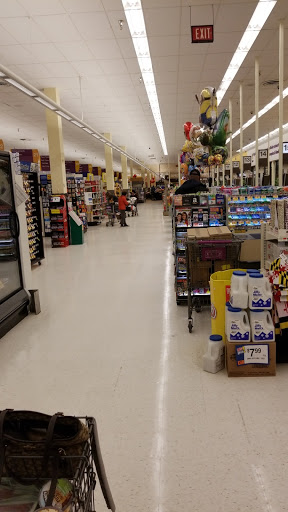Grocery Store «Giant Food», reviews and photos, 7940 Crain Hwy, Glen Burnie, MD 21061, USA