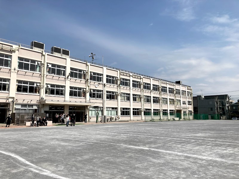 板橋区立西台中学校