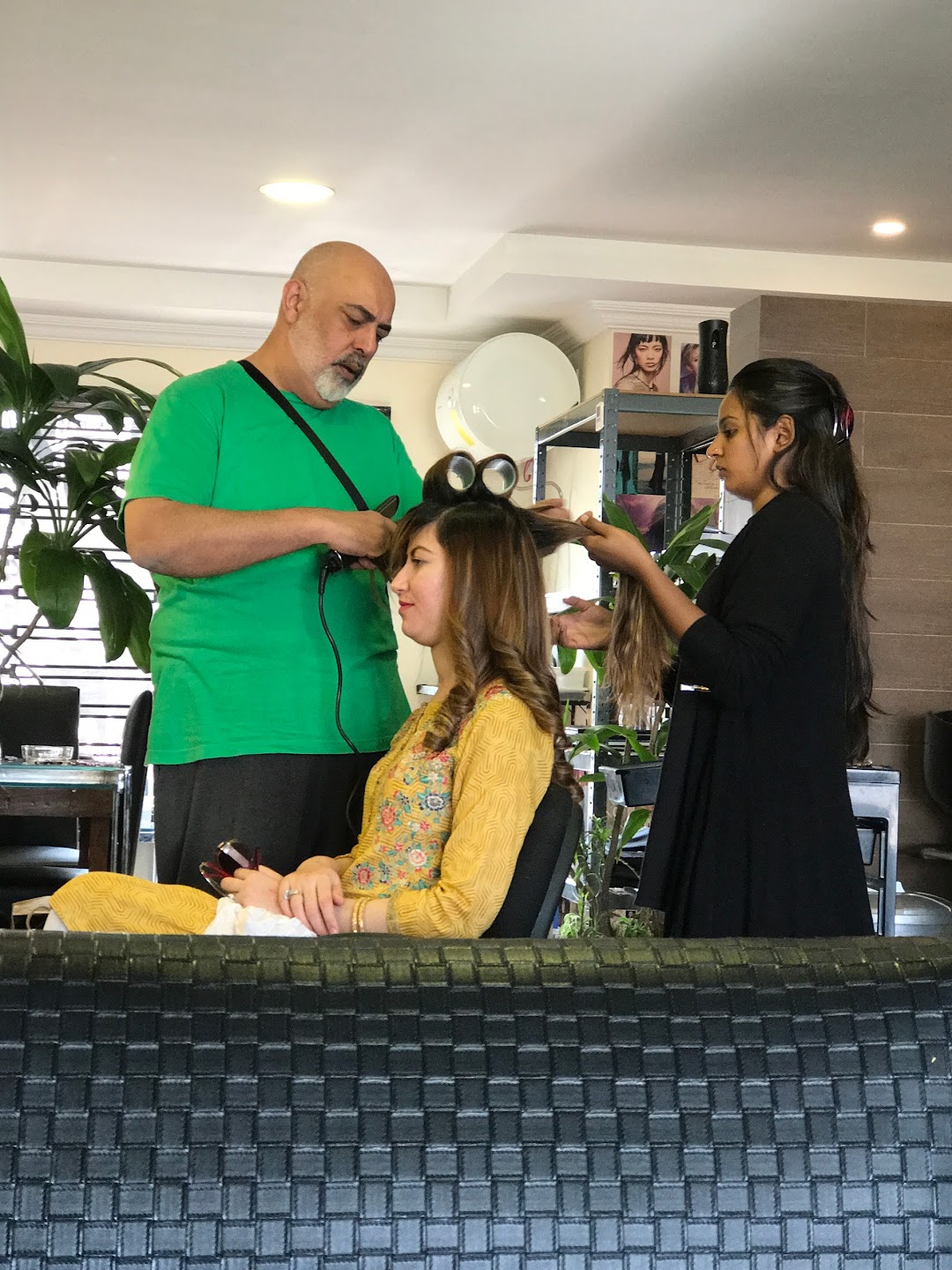 Tariq Amin Salon