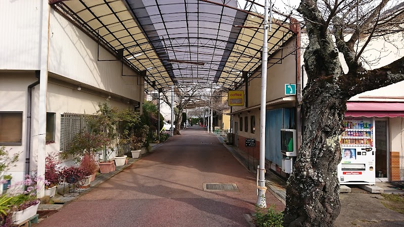 パドマ 奈良県三郷町信貴山西 カフェ 喫茶 グルコミ