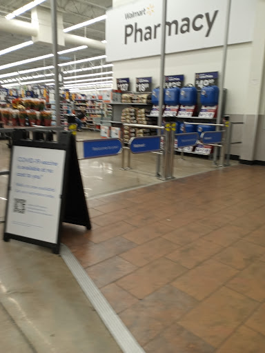 Department Store «Walmart Supercenter», reviews and photos, 2400 Veterans Memorial Pkwy, Orange City, FL 32763, USA