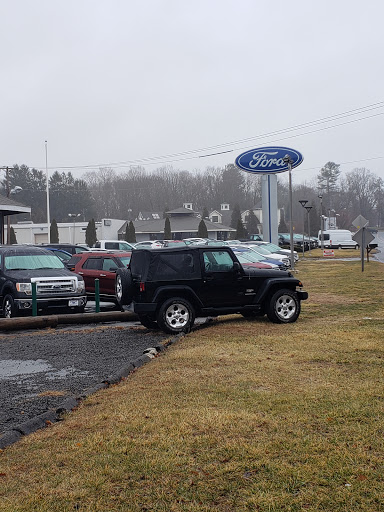 Auto Repair Shop «Hammonasset Ford», reviews and photos, 191 Boston Post Rd, Madison, CT 06443, USA