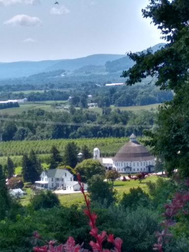 Winery «Hauser Estate Winery», reviews and photos, 410 Cashtown Rd, Biglerville, PA 17325, USA