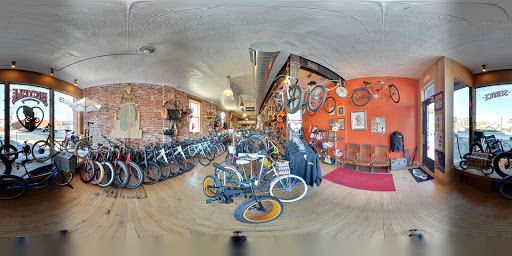 Bicycle Store «Ichi Bike», reviews and photos, 311 E Walnut St, Des Moines, IA 50309, USA