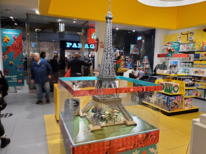 The LEGO® Store Walden Galleria