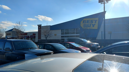 Electronics Store «Best Buy», reviews and photos, 45235 Worth Ave, California, MD 20619, USA
