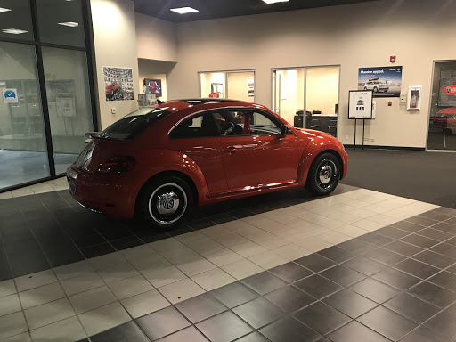 Volkswagen Dealer «Volkswagen of Fairfield», reviews and photos, 2855 Auto Mall Pkwy, Fairfield, CA 94533, USA