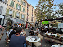 Atmosphère du Restaurant méditerranéen Le Relais Corse à Marseille - n°2