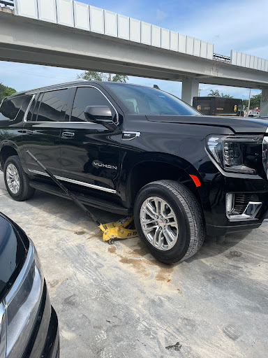 Auto Repair Shop «J C Car Care Center», reviews and photos, 5560 NW 27th Ave, Miami, FL 33142, USA