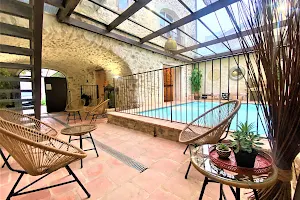Gîte de groupe**** La Bastide Saint-Martin, piscine intérieure chauffée, Vallon-Pont-d'Arc, Ardèche image