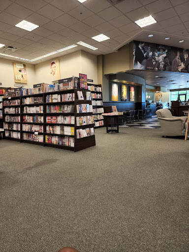 Book Store «Barnes & Noble Booksellers Hillside Village», reviews and photos, 305 Farm to Market Road 1382 #520, Cedar Hill, TX 75104, USA