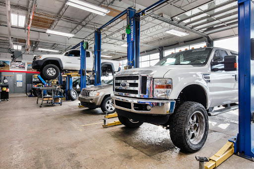 Truck Accessories Store «4 Wheel Parts - Nashville, TN», reviews and photos, 4095 Nolensville Pike b, Nashville, TN 37211, USA