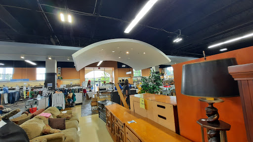 Thrift Store «St. Vincent De Paul Thrift Store», reviews and photos, 13986 Manchester Rd, Ballwin, MO 63011, USA