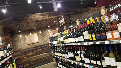 Grocery Store «Whole Foods Market», reviews and photos, 1815 E Victory Dr #101, Savannah, GA 31404, USA