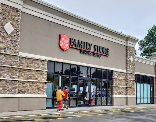 Thrift Store «The Salvation Army Family Store», reviews and photos, 345 Huntington Turnpike, Bridgeport, CT 06610, USA