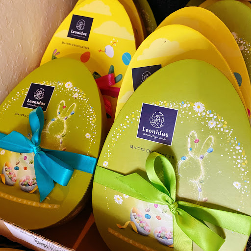 Chocolate Shop «Leonidas -- Love + Chocolate Shop», reviews and photos, 1397 N Main St, Walnut Creek, CA 94596, USA