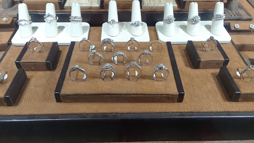 Jewelry Store «Your Jewelers», reviews and photos, 20 W Mulberry St, Lebanon, OH 45036, USA