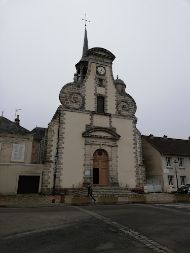 attractions Eglise Saint-Pierre Maintenon