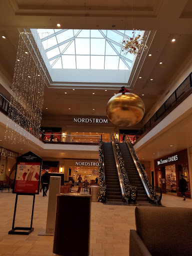 Department Store «Nordstrom», reviews and photos, 2901 S Capital of Texas Hwy, Austin, TX 78746, USA