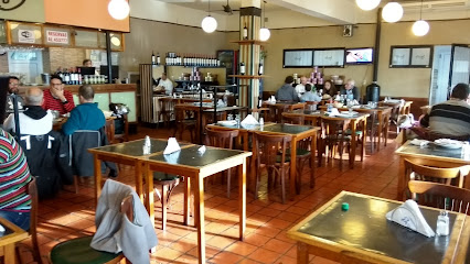La Picada Parrilla y Restaurant