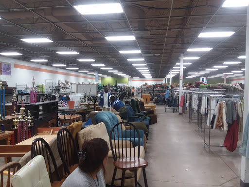 Thrift Store «Mckellips Goodwill Retail Store, Donation Center & Career Center», reviews and photos, 106 E McKellips Rd, Mesa, AZ 85201, USA