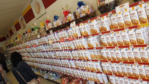 Shopping Mall «Birch Run Premium Outlets», reviews and photos, 12240 S Beyer Rd, Birch Run, MI 48415, USA