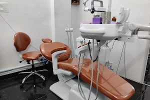 City dental clinic image