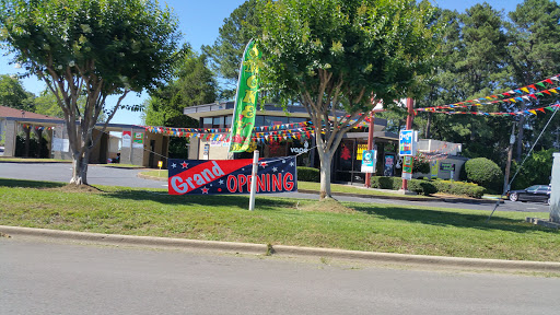 Tobacco Shop «The Smoke Shop», reviews and photos, 1811 Danville Rd SW, Decatur, AL 35601, USA