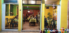 Restaurant "Manos Criollas"