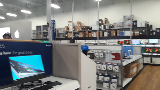 Electronics Store «Best Buy», reviews and photos, 237 Crossroads Blvd, Cary, NC 27518, USA