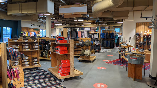 Camping Store «REI», reviews and photos, 4291 The Cir At N Hills St, Raleigh, NC 27609, USA