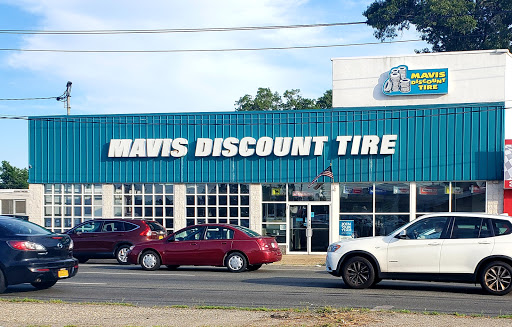 Mavis Discount Tire image 4