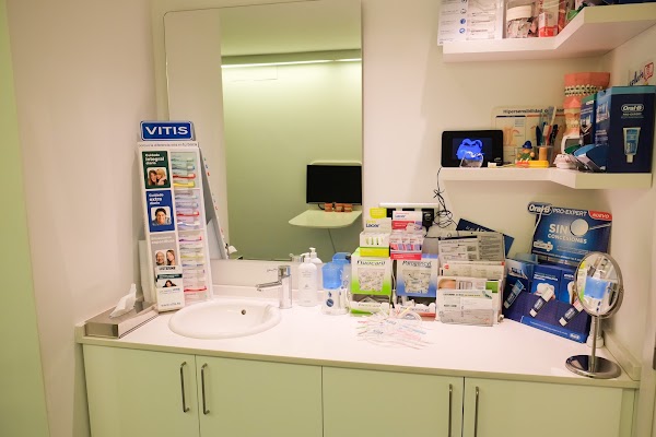 Gabinete de Ortodoncia Dr. Follana