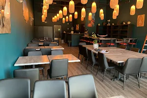 Papaya Thai Cuisine and Sushi Bar image