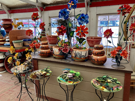 Florist «Loose Caboose LLC», reviews and photos, 18492 E Telegraph Rd, Santa Paula, CA 93060, USA