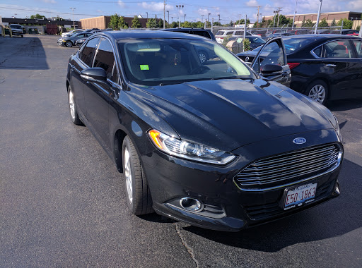 Auto Body Shop «Gerber Collision & Glass», reviews and photos, 1001 Remington Rd, Schaumburg, IL 60173, USA